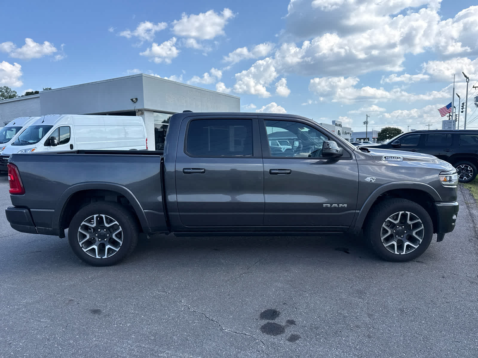 ram ram 1500 pickup 2026 1C6SRFJTXTN317616 image ram ram 1500 pickup 2026 1C6SRFJTXTN317616 image